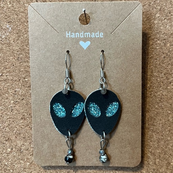 Alien glitter earrings - handmade faux suede - Picture 2 of 3
